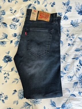 Levi's 512 Slim Taper Men's Jeans in Dark Navy Wash 34x30